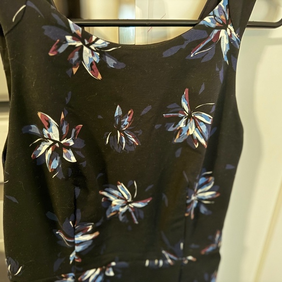 RW&Co. Sleeveless Fit And Flare Floral Dress Black Blue Size 6 - Picture 2 of 3